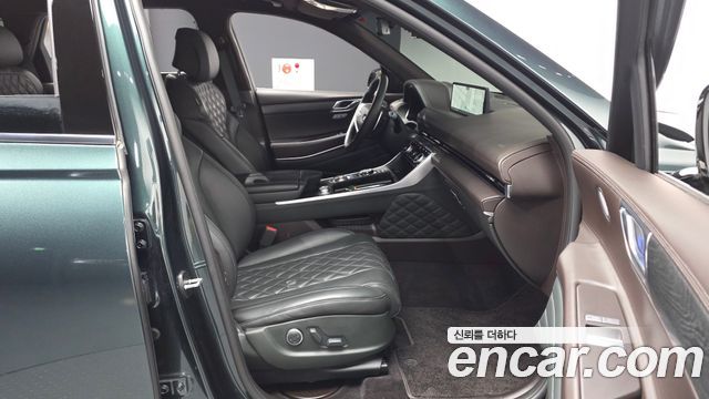 Genesis GV80 2023 — photo 17