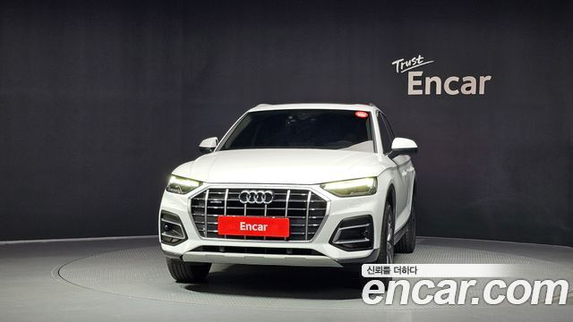 Audi Q5 2023 — photo 3