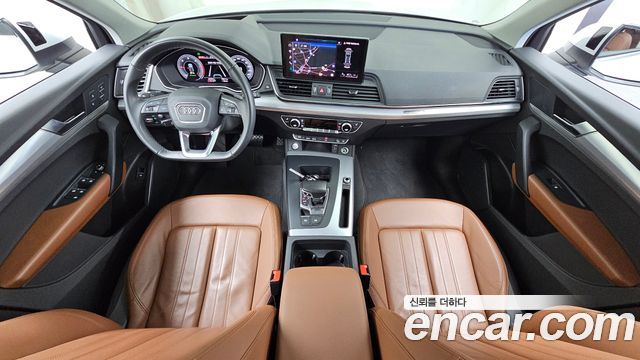 Audi Q5 2023 — photo 10