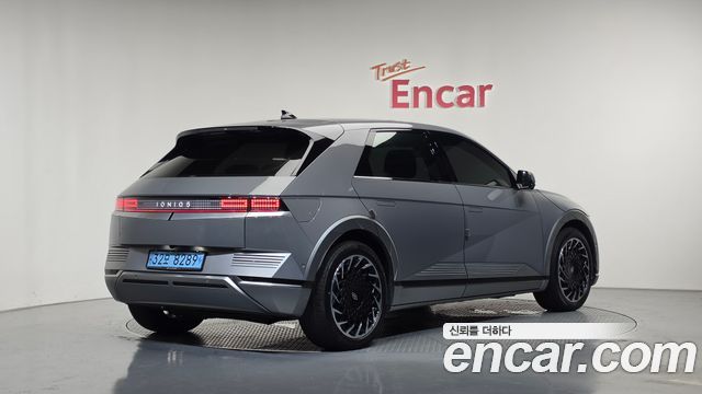 Hyundai Ioniq5 2023 — photo 2