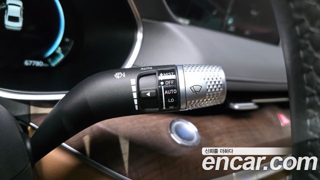 Genesis G80 2022 — photo 29