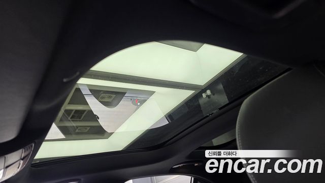 Mercedes-Benz E-Class 2023 — photo 25