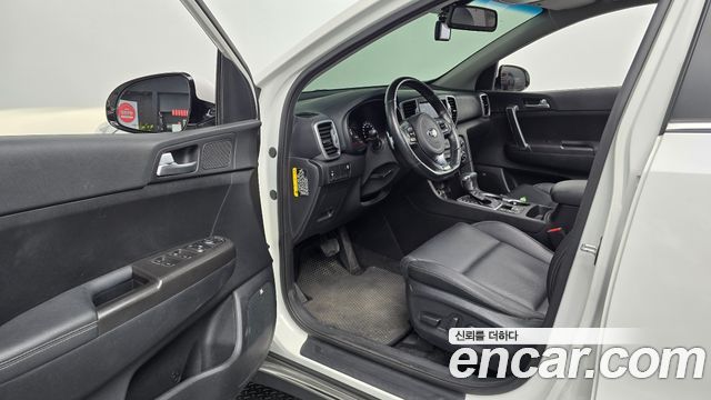 Kia Sportage 2016 — photo 13