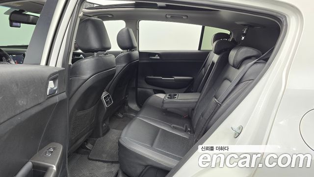 Kia Sportage 2016 — photo 17