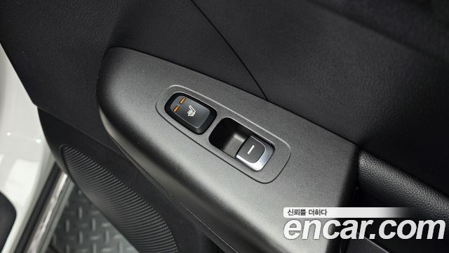 Kia Sportage 2016 — photo 28