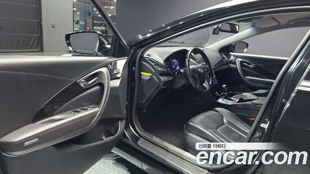 Hyundai Grandeur 2015 — photo 10