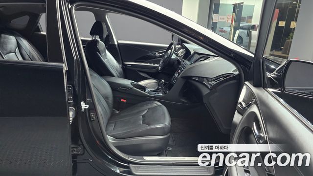 Hyundai Grandeur 2015 — photo 11