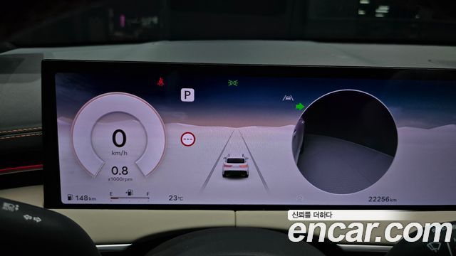 Genesis GV70 2025 — photo 11