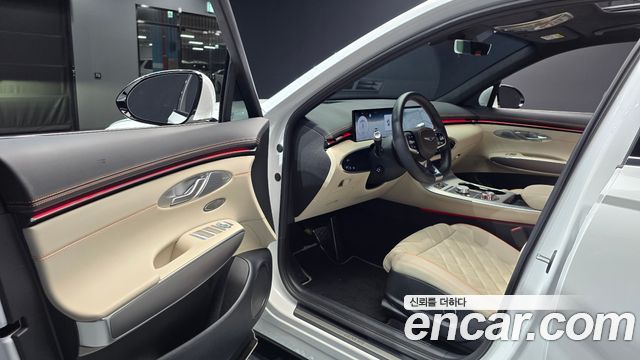 Genesis GV70 2025 — photo 13