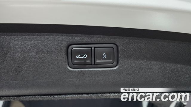 Genesis GV70 2025 — photo 24
