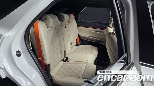 Genesis GV70 2025 — photo 16