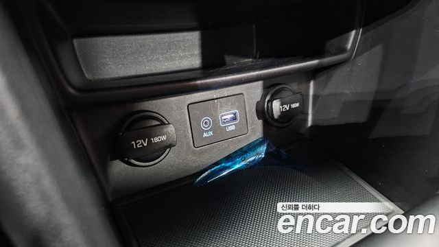 Hyundai Kona 2018 — photo 27