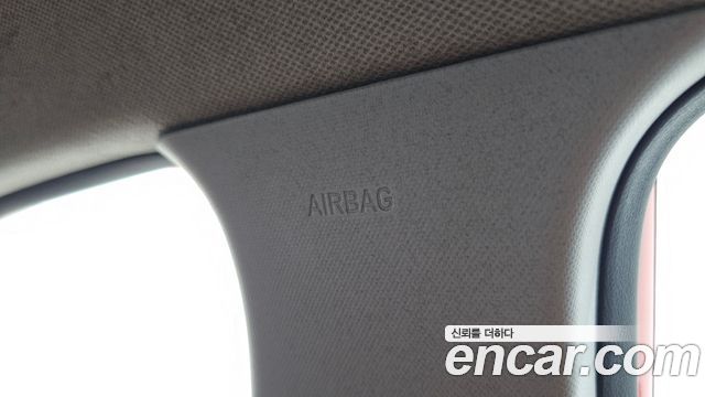 Hyundai Kona 2018 — photo 29