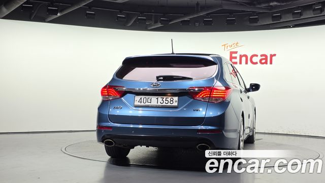 Hyundai i40 2012 — photo 4