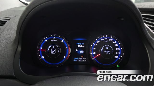 Hyundai i40 2012 — photo 8