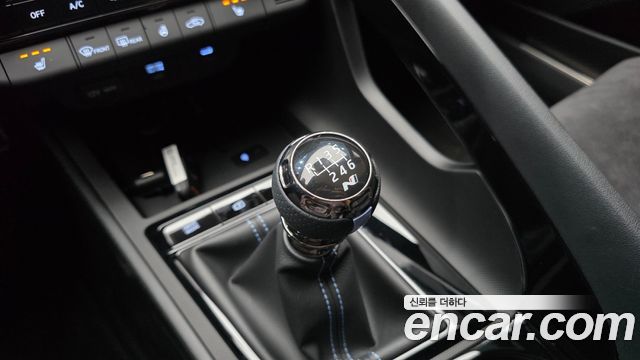 Hyundai AVANTE 2026 — photo 9
