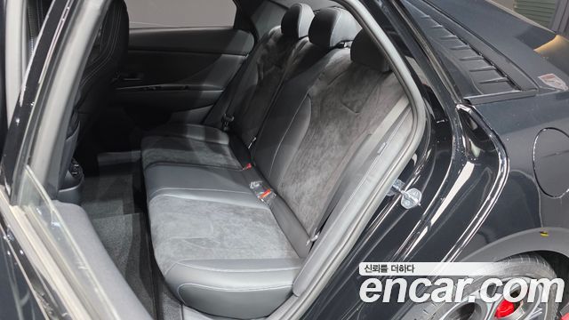 Hyundai AVANTE 2026 — photo 11
