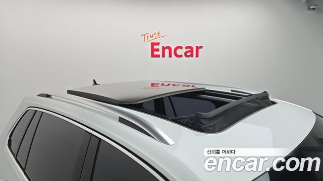 Volkswagen Tiguan 2022 — photo 16