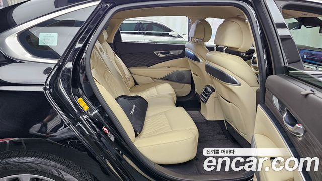 Kia K9 2023 — photo 12