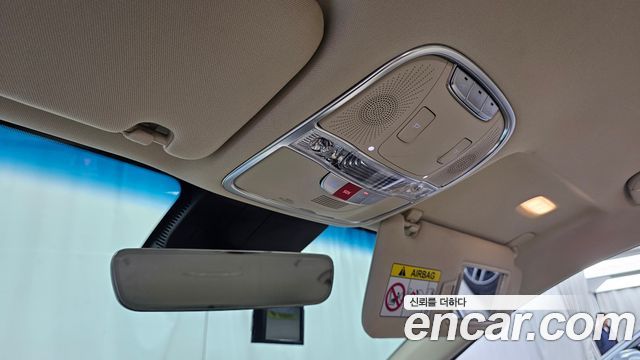 Kia K9 2023 — photo 17