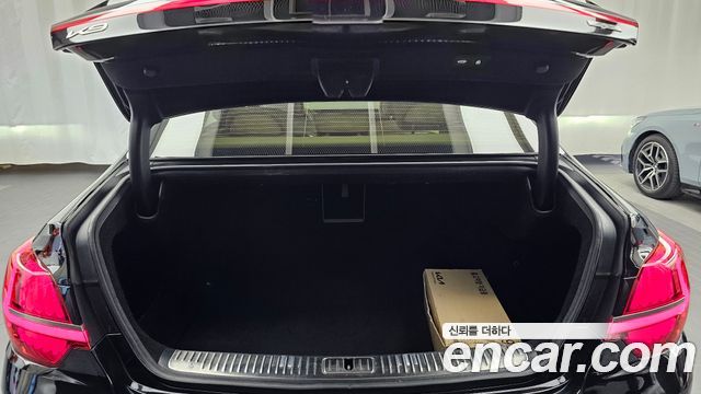 Kia K9 2023 — photo 20