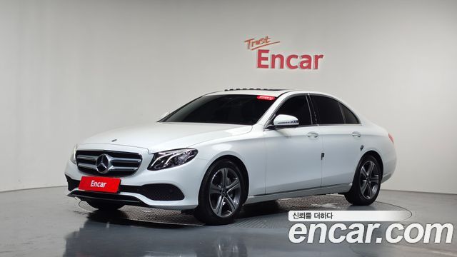Mercedes-Benz E-Class 2019 — photo 38