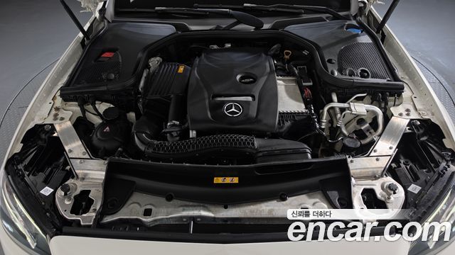 Mercedes-Benz E-Class 2019 — photo 6