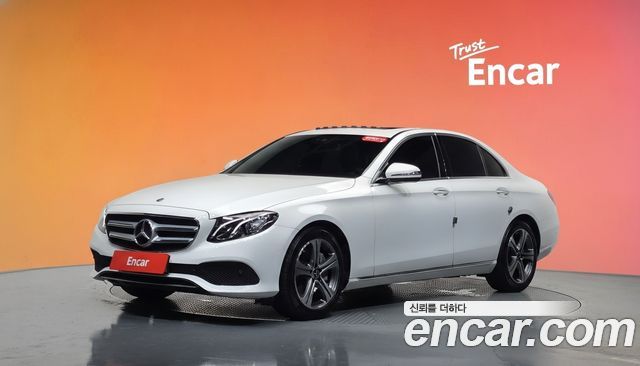 Mercedes-Benz E-Class 2019 — photo 1