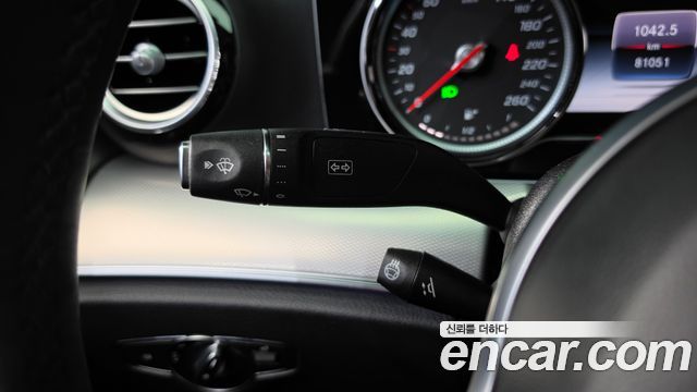 Mercedes-Benz E-Class 2019 — photo 37