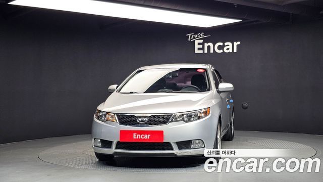 Kia Porte 2012 — photo 3