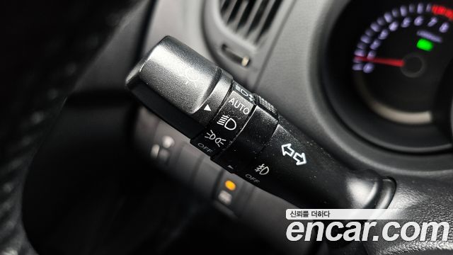 Kia Porte 2012 — photo 18