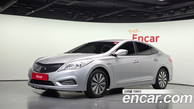 Hyundai Grandeur 2015 — photo 1