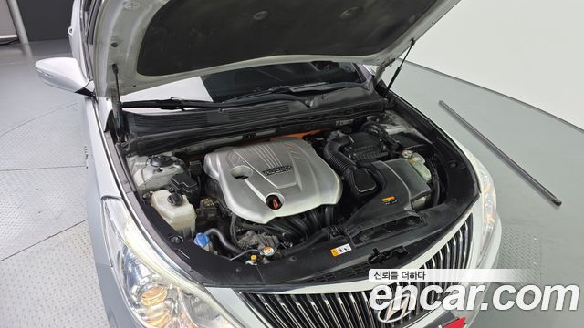 Hyundai Grandeur 2015 — photo 6