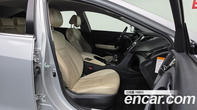 Hyundai Grandeur 2015 — photo 11