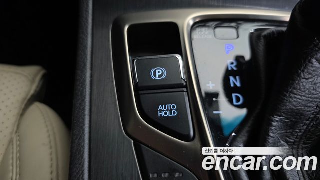 Hyundai Grandeur 2015 — photo 18