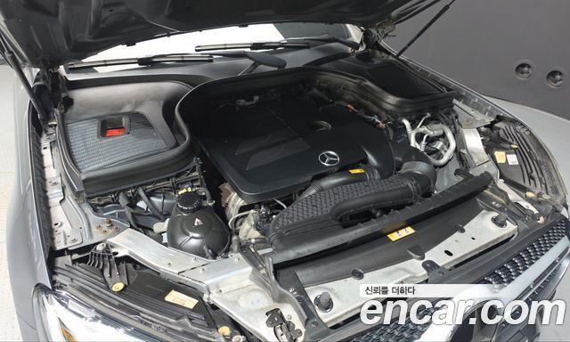 Mercedes-Benz GLC-Class 2022 — photo 6