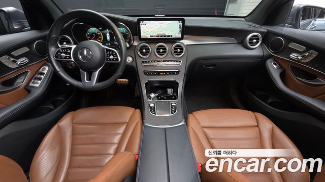 Mercedes-Benz GLC-Class 2022 — photo 10
