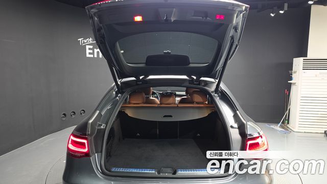 Mercedes-Benz GLC-Class 2022 — photo 26