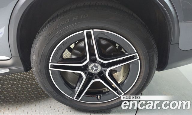 Mercedes-Benz GLC-Class 2022 — photo 7