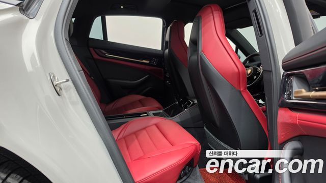 Porsche Panamera 2025 — photo 17