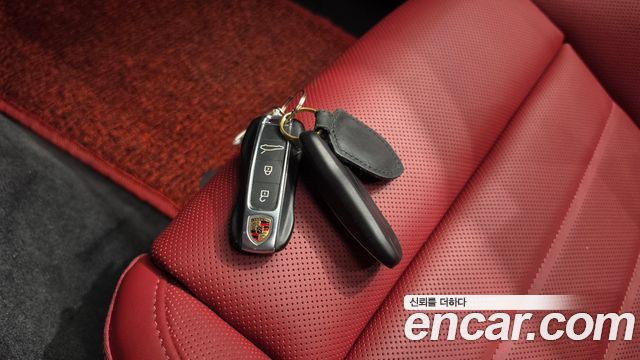 Porsche Panamera 2025 — photo 23