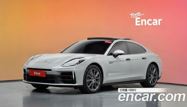Porsche Panamera 2025 — photo 1