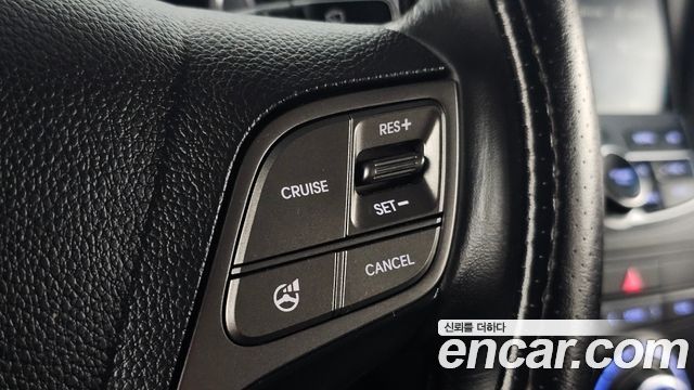 Hyundai Santafe 2015 — photo 16