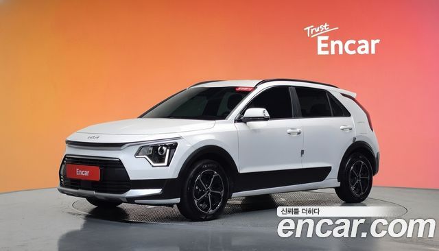 Kia Niro 2024 — photo 1