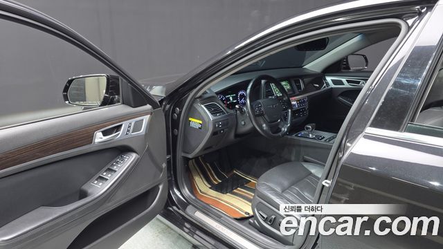 Genesis G80 2017 — photo 10