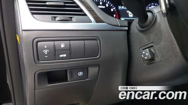 Genesis G80 2017 — photo 13