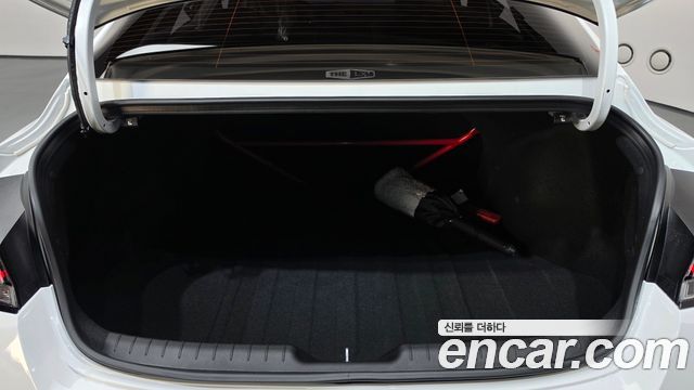 Hyundai AVANTE 2026 — photo 22