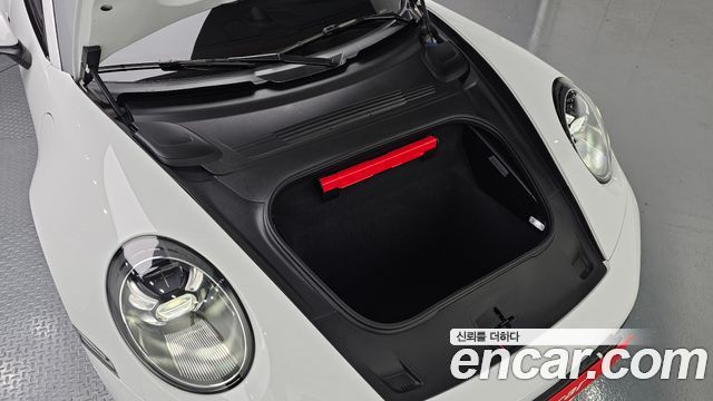 Porsche 911 2020 — photo 6