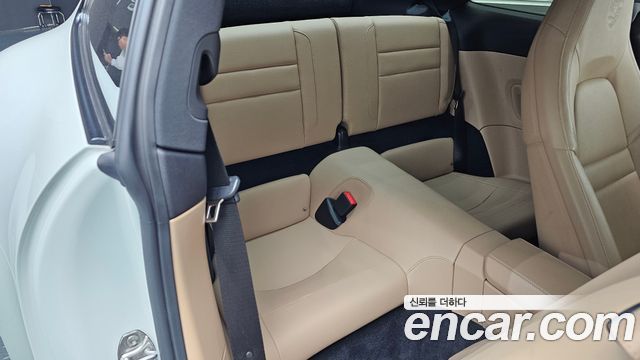 Porsche 911 2020 — photo 17