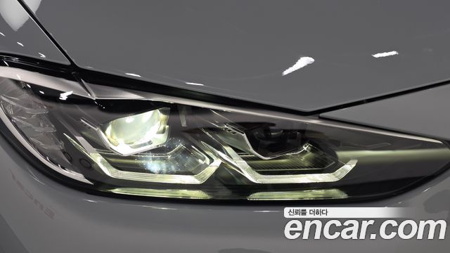 BMW 4-Series 2024 — photo 8